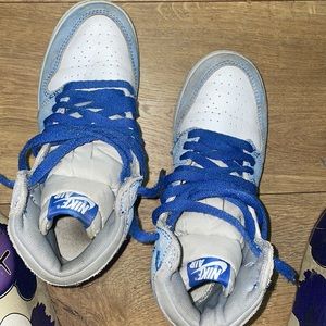 Air Jordan 1s kids size 4.5